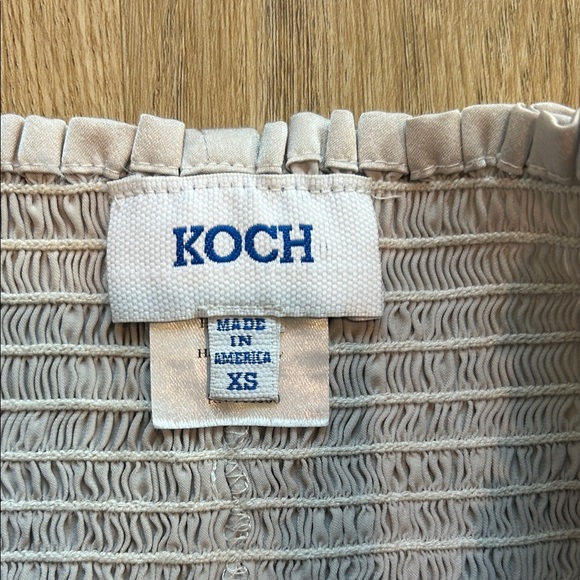 Chic High-Waist Light Grey/Silver Women's Shorts - Picture 3 of 7